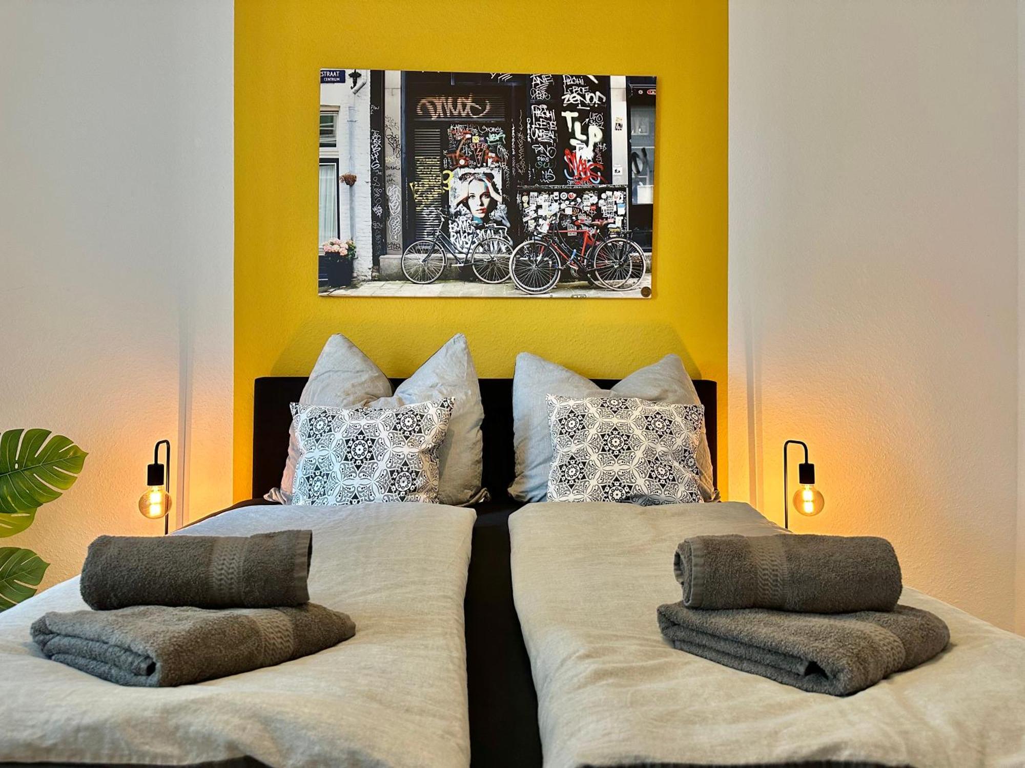 250M Rhine - Quiet Appartement Near Centralstation- Secretplace-K-111-S 코블렌츠 외부 사진